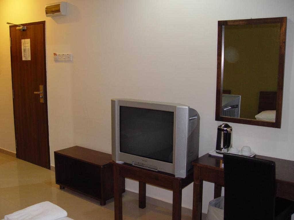 Jb City Hotel Τζόχορ Μπάχρου Δωμάτιο φωτογραφία